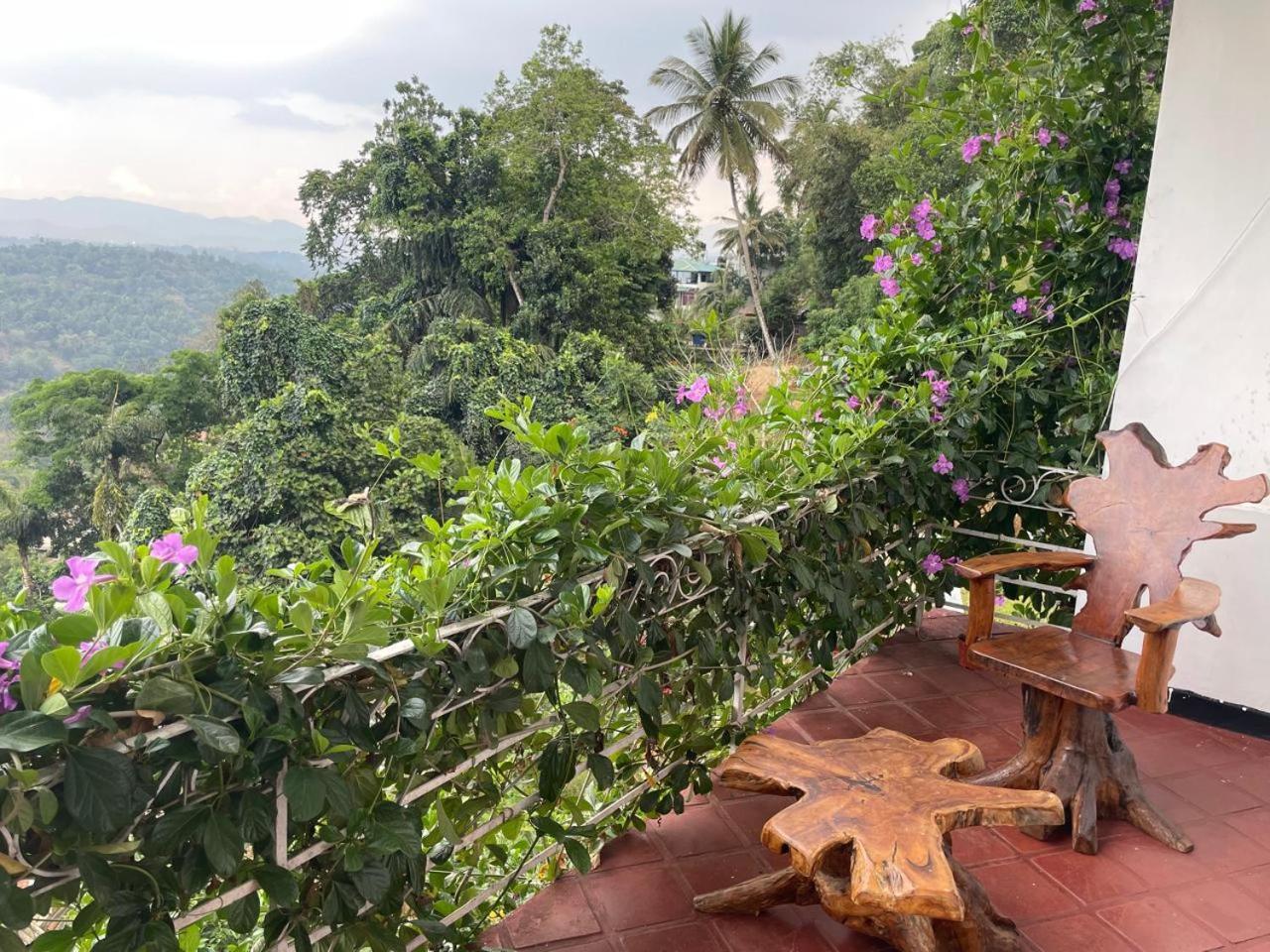 Kandy Gem Inn Blue Hotel المظهر الخارجي الصورة